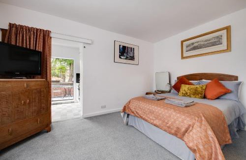 Portsmouth Apartment | Ferryman Apartments By Places To Be