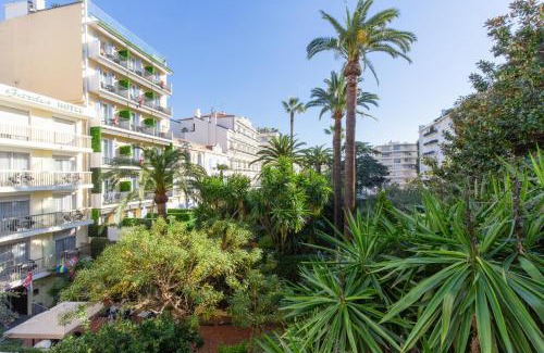 Cannes City Centre Apartment | Festival YourHostHelper