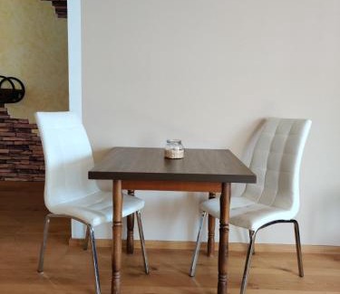 Forstern Apartment | Festl Apartments - Nähe Messe München, Therme Erding