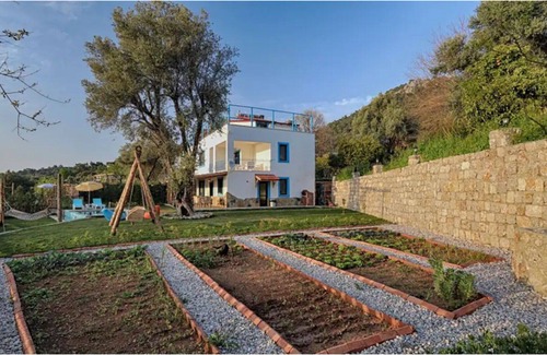 Uzunyurt Villa | Fethiye Faralya da Deniz Manzaralı Özel Havuzlu Müstakil Villa