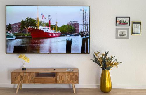 Emden Apartment | Feuerschiff-Panorama - Neue moderne Wohnung in der Innenstadt mit Blick übers Wasser