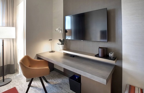 Coral Gables House | Few Miles from Downtown Miami! 2 Large Units! Pets Allowed, Rooftop Pool!