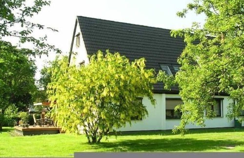 Parchtitz Apartment | Fewo 1 - holiday home To Hus WE143