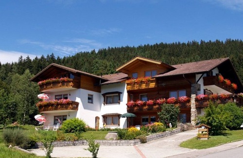 Lam Apartment | Fewo 2 für 4 Personen mit Bakon zur Südseite