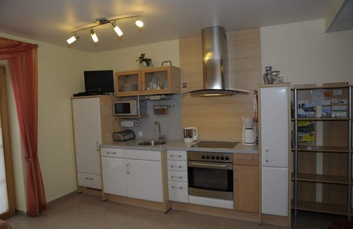 Ramsberg Apartment | FeWo (40qm) mit Freisitz im Hof, Wohnküche und 1 Schlafzimmer
