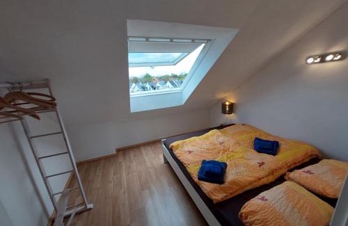 Probstheida Apartment | Fewo, 55 qm, voll ausgestattet, mit Süd-Loggia, Nähe Völkerschlachtdenkmal