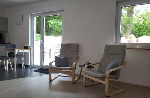 Neckarhausen Apartment | FeWo am Neckarsteig mit Anbindung an Heidelberg