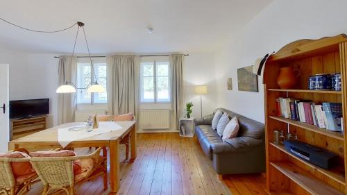 Muritz Apartment | FeWo Am Wald