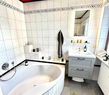 Glosingen Apartment | FeWo Arnsberger Wald - Stilvoll und Naturnah
