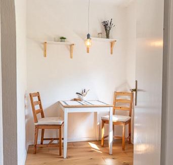 Bensheim Apartment | FeWo Birdflower