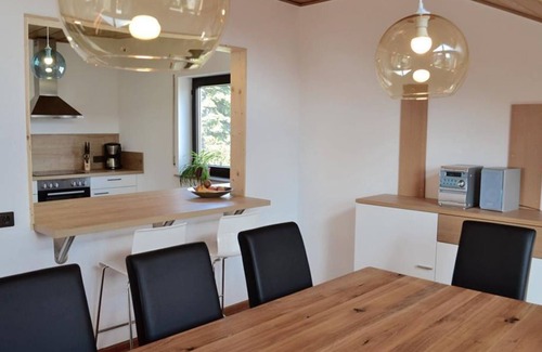 Neustadt-Diedesfeld Apartment | Fewo hunter - apartment, shower and bath, toilet, 3 bedrooms