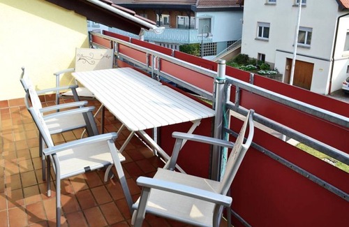 Neustadt-Diedesfeld Apartment | Fewo hunter - apartment, shower and bath, toilet, 3 bedrooms