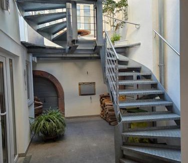 Neustadt an der Weinstrasse Apartment | FEWO Elfie