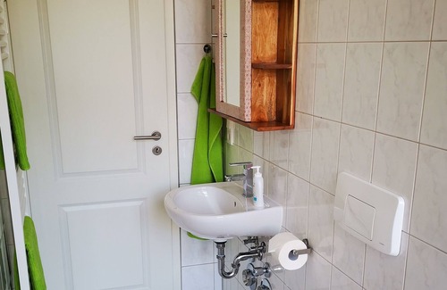 Naumburg Apartment | FEWO evening sun in the city center with parking and quiet