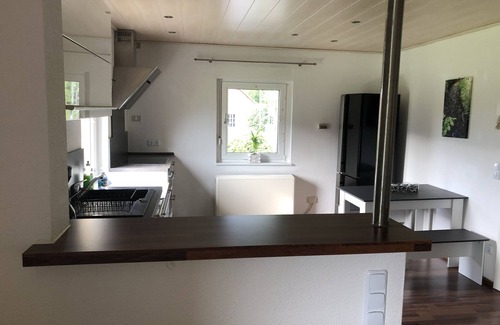 Alheim Apartment | Fewo für bis zu 4 Personen in Absolut Ruhiger Lage - Super zum Wandern, Radeln