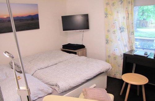 Bad Wilhelmshoehe Apartment | Fewo Hugo37 am Bergpark