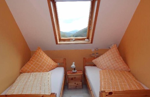 Hofstetten Apartment | Fewo Morgensonne, 55qm