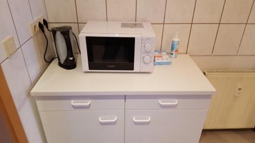 Weissenfels Apartment | FeWo Nina - Monteurwohnung