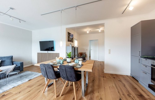 Gaienhofen Apartment | Fewo Seeperle mit Seeblick für 2-4 Personen