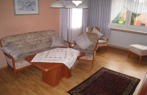 Eckwarden Apartment | Fewo Seestern, Dusche, WC, 2 Schlafräume - Ferienwohnungen Addicks