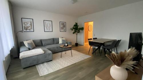 Lahnstein auf der Hohe Apartment | Fewo Taunusblick mit Pool