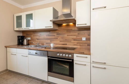 Sassnitz Apartment | FeWo Wellenspiel - Fireplace, Sauna, Sea View