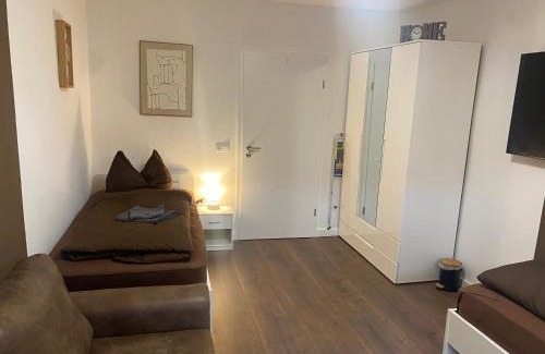 Plauen Apartment | FeWo Wieko Plauen H1 3 OG links Family Appartement XL
