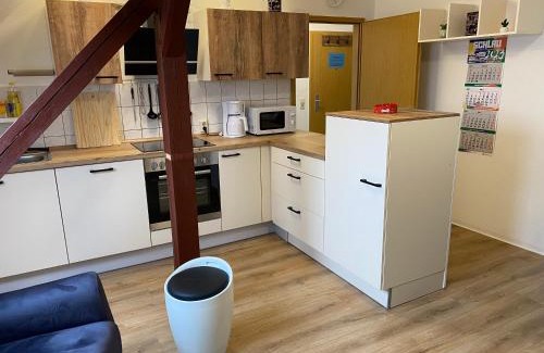 Plauen Apartment | FeWo WIEKO Plauen Leibnizstr. H1, DG rechts