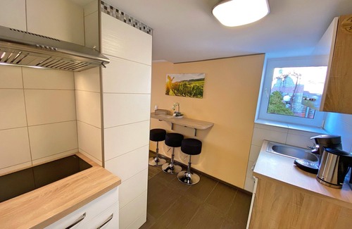 Ruedesheim am Rhein Apartment | Fewo zur goldenen TraubeI Yellow apartment I Central Rüdesheim old town I Wifi
