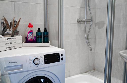 Plauen Apartment | Fewostaeps- charmanter, moderner Juwel