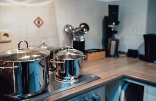 Plauen Apartment | Fewostaeps- Moderne Unterkunft, zentrumsnah