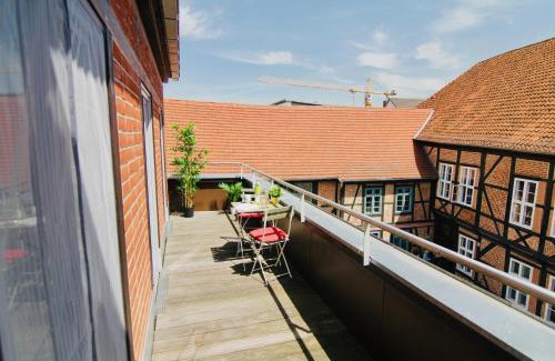 Schwerin Apartment | FeWoZauber - Domspatz, 50qm, Top-Lage, Style, Dachterrasse, Business