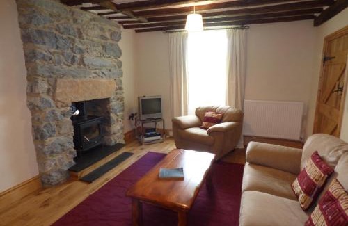 Llangower House | Ffynnon Gower