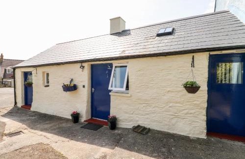 Trefin House | Ffynnon Tom