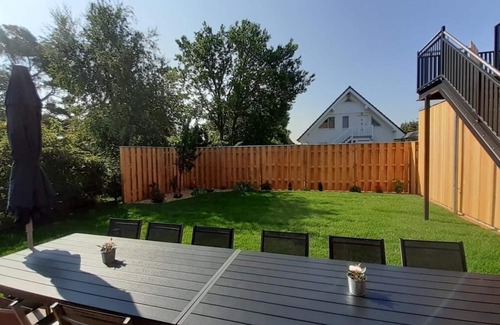 Born auf dem Darss House | FH Magnolia - terrace, roof terrace, garden, sun loungers, barbecue, pets, fireplace, sauna, close to the Bodden, Baltic Sea 6km away, WLAN