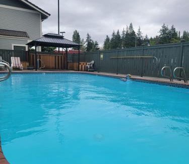 Anacortes Hotel | Fidalgo Country Inn