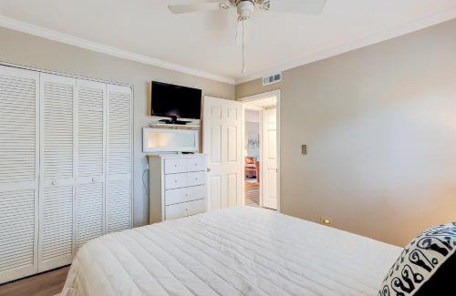 Folly Field Apartment | Fiddlers Cove 20F