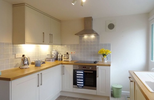 Beaminster Cottage | FIDDLESTICKS COTTAGE, pet friendly in Beaminster