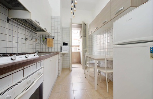 San Giovanni Apartment | Fidenza, Comfortable 1 BR apartment with balcony by Halldis