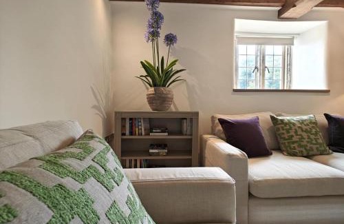 Corsham House | Field Cottage - Wiltshire