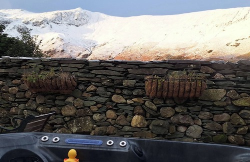 Borrowdale Cottage | FIELD HOUSE, family friendly, character holiday cottage in Keswick