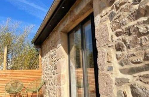 Pleumeur-Bodou House | Field house