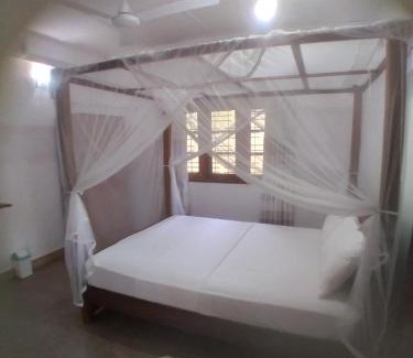 Unawatuna Villa | Field View Villa