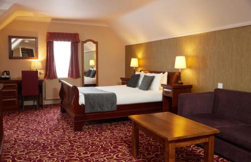 Markfield Hotel | Fieldhead Hotel by Greene King Inns