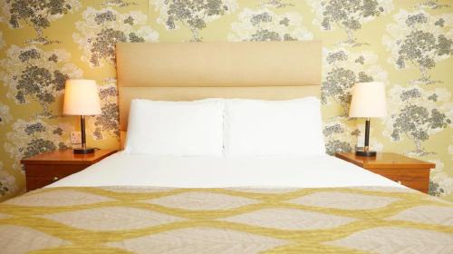 Markfield Hotel | Fieldhead Hotel by Greene King Inns