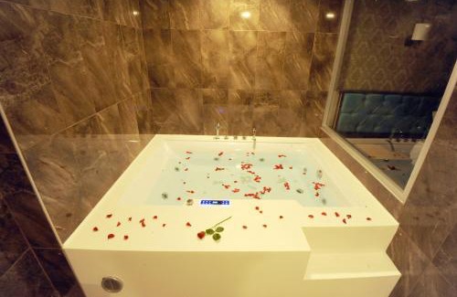 Kayseri Hotel | Fier Life Center