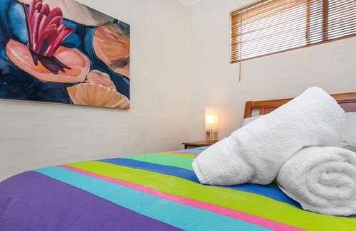 Byron Bay House | Fiesta Palms 6 - Central Byron Bay