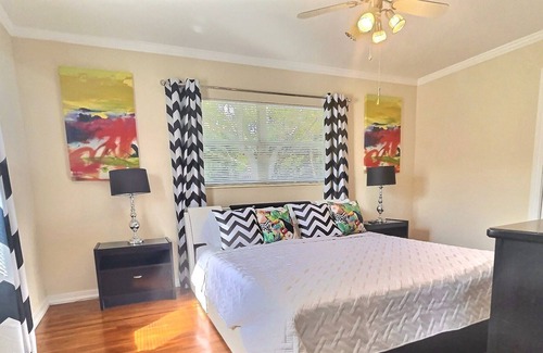 Highland Garden House | Fiesta Paradise: Heated Pool, Patio, BBQ