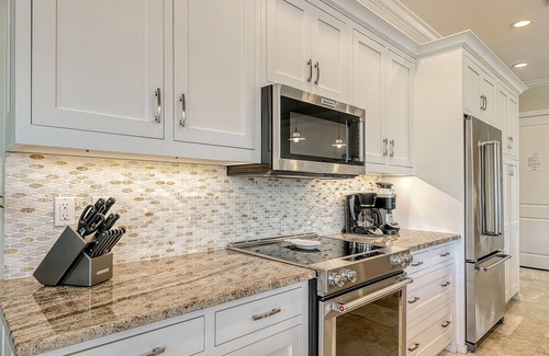 Siesta Key House | Fiesta Playa | Luxury Home on Siesta Ke, 2 Minute Walk to Crescent Beach!