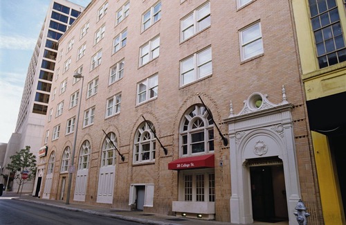 Downtown San Antonio Apartment | FIESTA Special - Timeshare Units for rent on Riverwalk